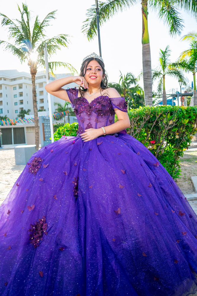 Miriam Yoselin con su vestido